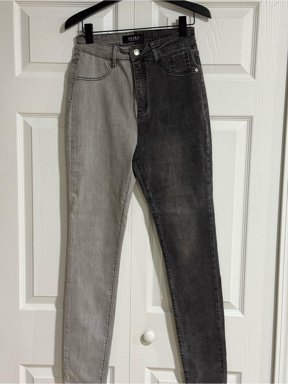 AKIRA Two-Tone Gray/Charcoal High-Rise Skinny Jeans